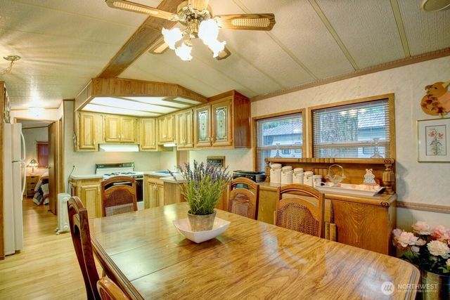 243 Schinn Canyon Court, Deming, WA 98244