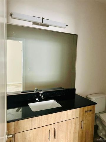 4904 N Crown Point Avenue 3, Pharr, TX 78577