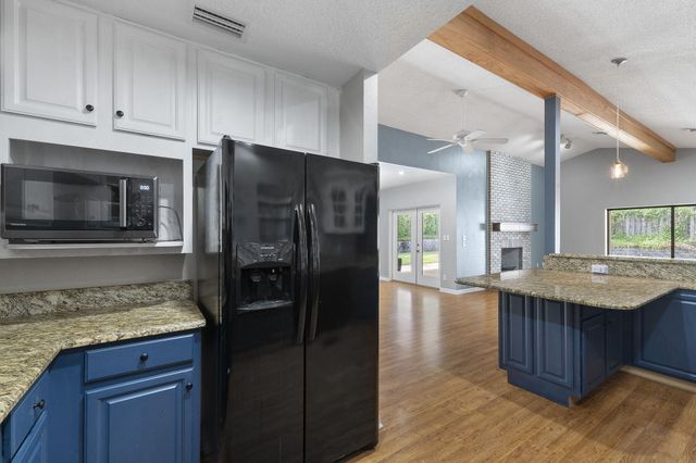 12 Hillcrest Drive, Shalimar, FL 32579