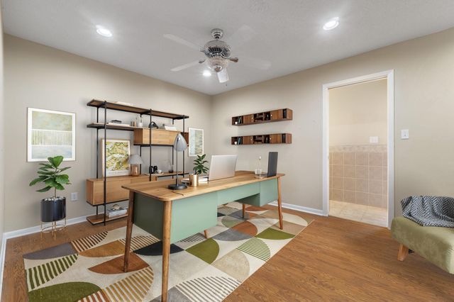 12 Hillcrest Drive, Shalimar, FL 32579