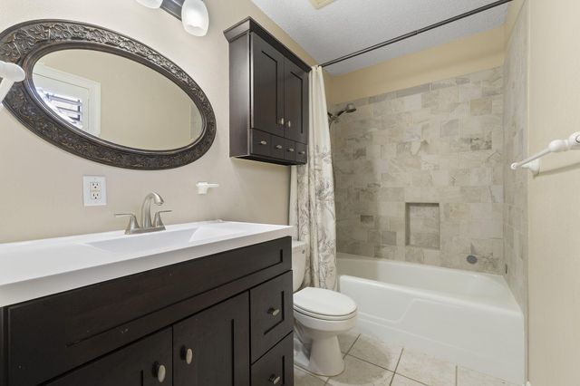 12 Hillcrest Drive, Shalimar, FL 32579