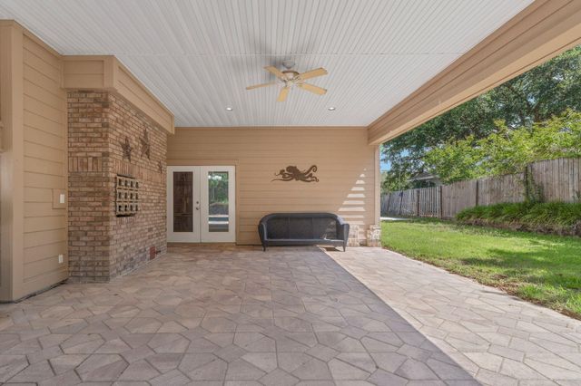 12 Hillcrest Drive, Shalimar, FL 32579