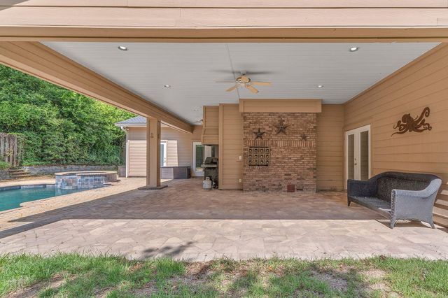 12 Hillcrest Drive, Shalimar, FL 32579