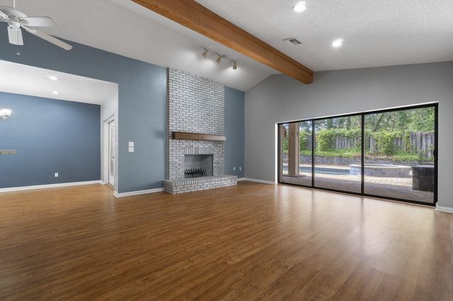 12 Hillcrest Drive, Shalimar, FL 32579