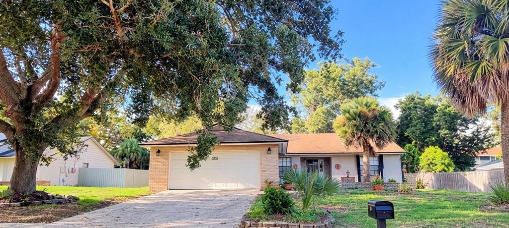 Image 1 of property listing at 5333 RENOIR DRIVE, Orlando, FL 32818