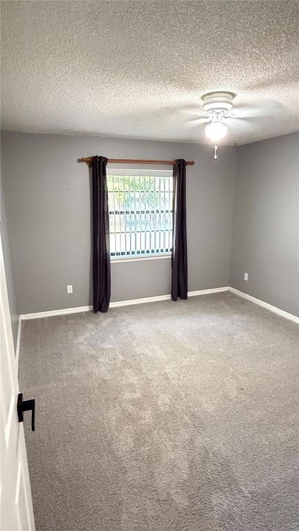 Image 12 of property listing at 5333 RENOIR DRIVE, Orlando, FL 32818
