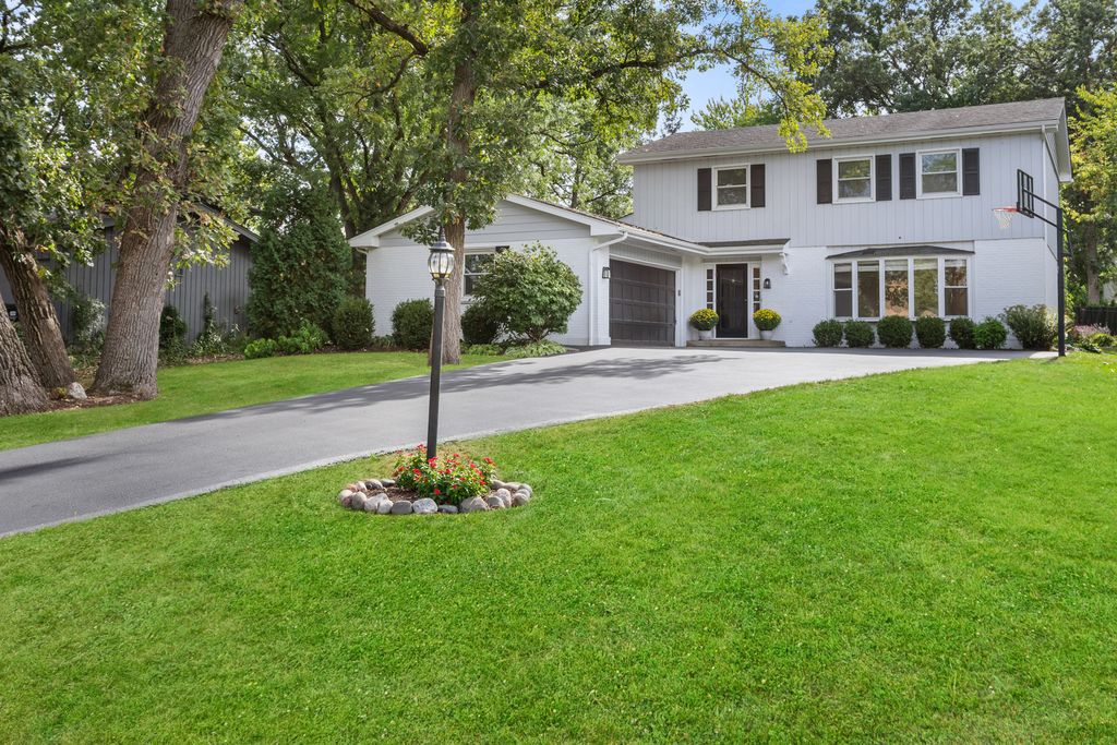 721 Concord Lane, Barrington, IL 60010