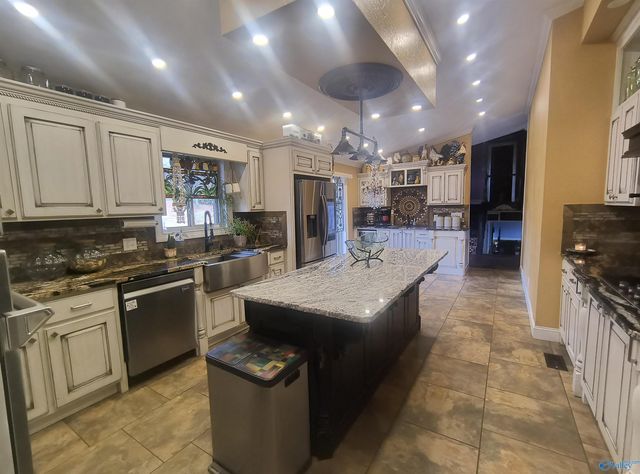 2701 Scenic Highway, Gadsden, AL 35904