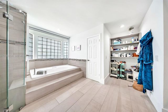 10195 NW 26th Street, Doral, FL 33172