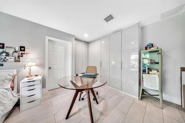 10195 NW 26th Street, Doral, FL 33172