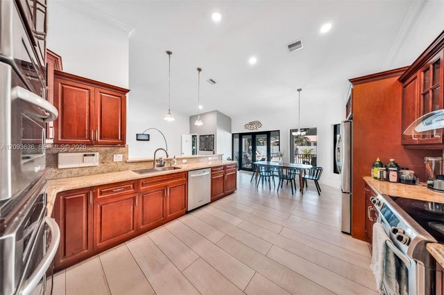 10195 NW 26th Street, Doral, FL 33172