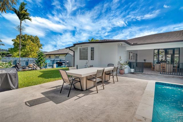 10195 NW 26th Street, Doral, FL 33172