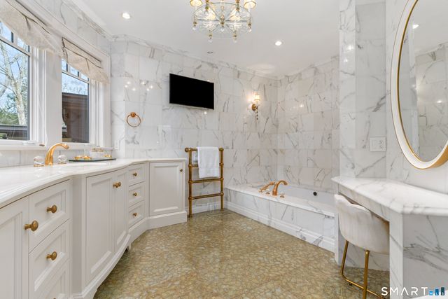 252 River Road, Deep River, CT 06417