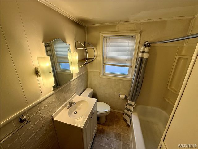 125 Beryl Drive, Cheektowaga, NY 14225