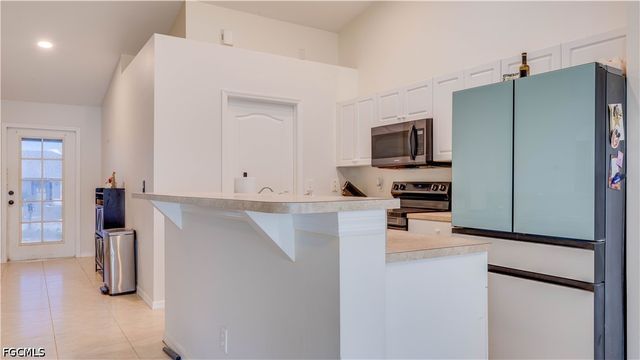 1406 NE 10th LN, Cape Coral, FL 33909