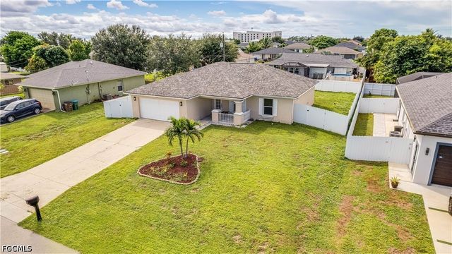 1406 NE 10th LN, Cape Coral, FL 33909