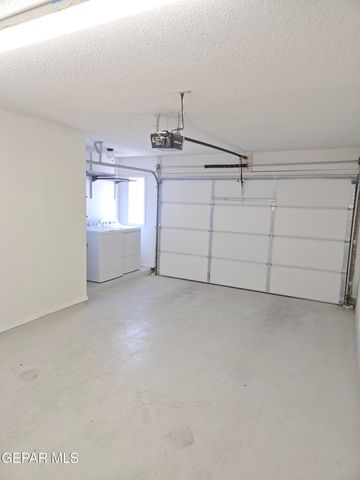 3280 MIKE GODWIN Drive, El Paso, TX 79936