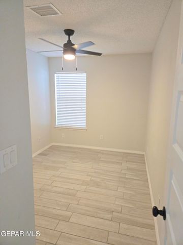 3280 MIKE GODWIN Drive, El Paso, TX 79936