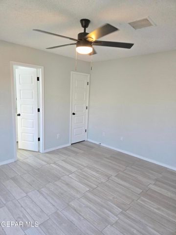 3280 MIKE GODWIN Drive, El Paso, TX 79936