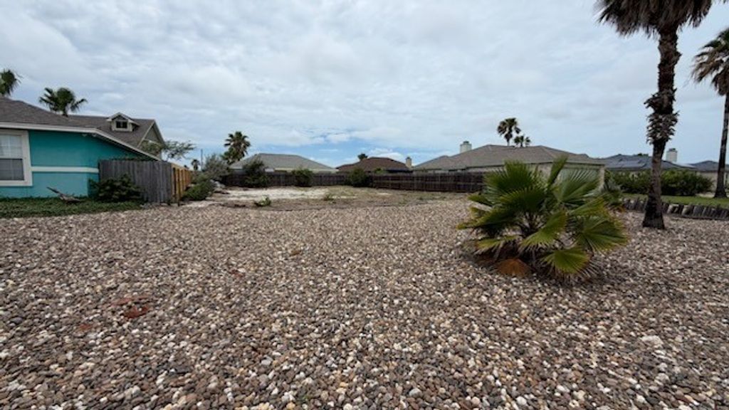 16125 Pionciana St, Corpus Christi, TX 78418 — photo 3