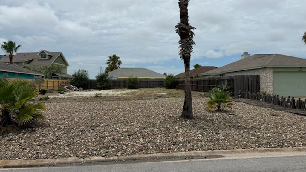 16125 Pionciana St, Corpus Christi, TX 78418 — photo 4