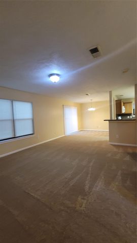 10223 Azalea Village, Houston, TX 77088