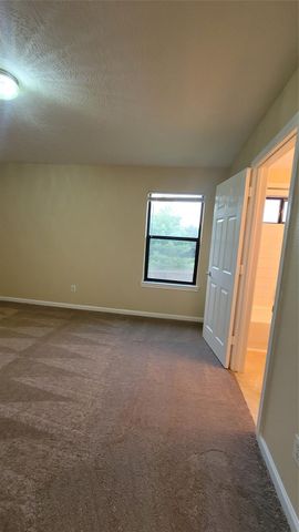 10223 Azalea Village, Houston, TX 77088