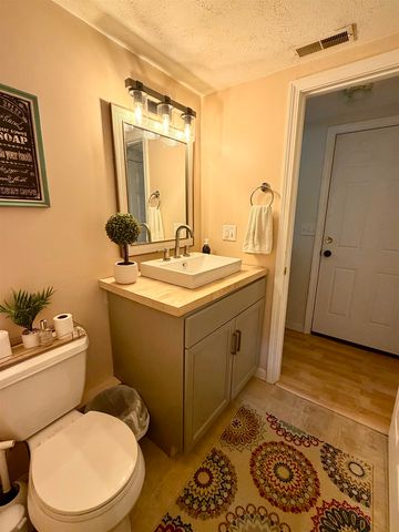 19A Deerwood Drive A, Amherst, NH 03031