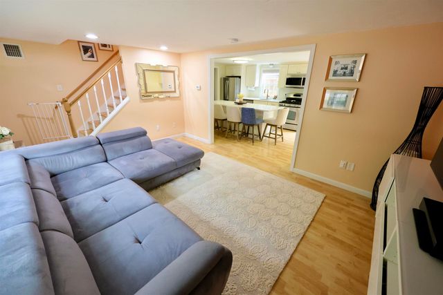 19A Deerwood Drive A, Amherst, NH 03031