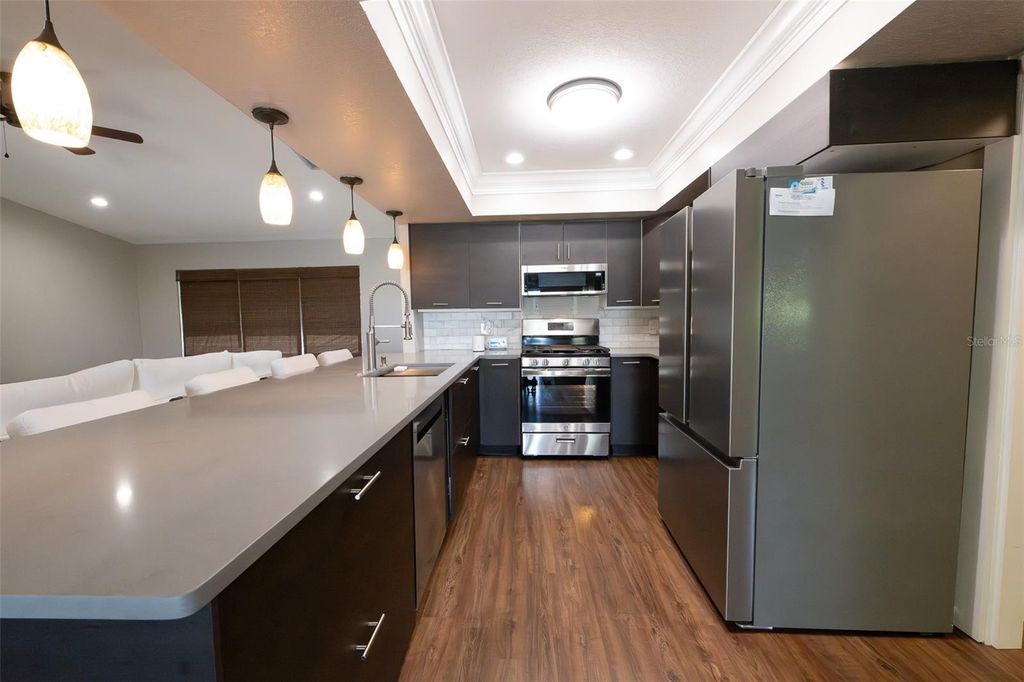 Image 13 of property listing at 376 PORTOFINO DRIVE, Punta Gorda, FL 33950