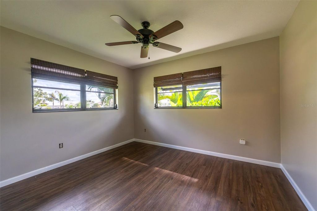 Image 23 of property listing at 376 PORTOFINO DRIVE, Punta Gorda, FL 33950