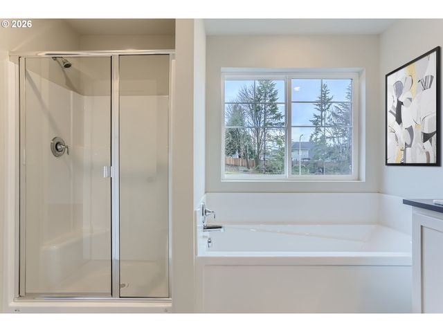 23828 Sw Pensacola Ter, Tualatin, OR 97062