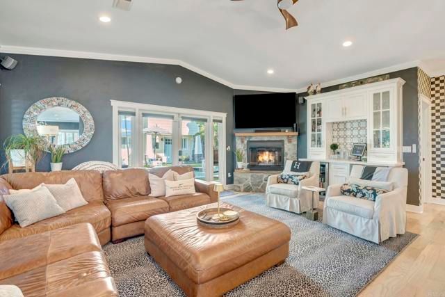 4620 Narragansett, San Diego, CA 92107