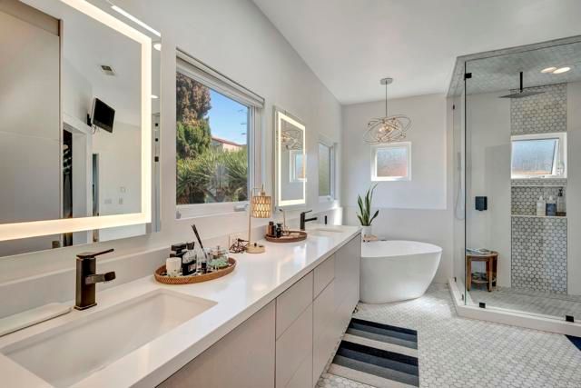 4620 Narragansett, San Diego, CA 92107