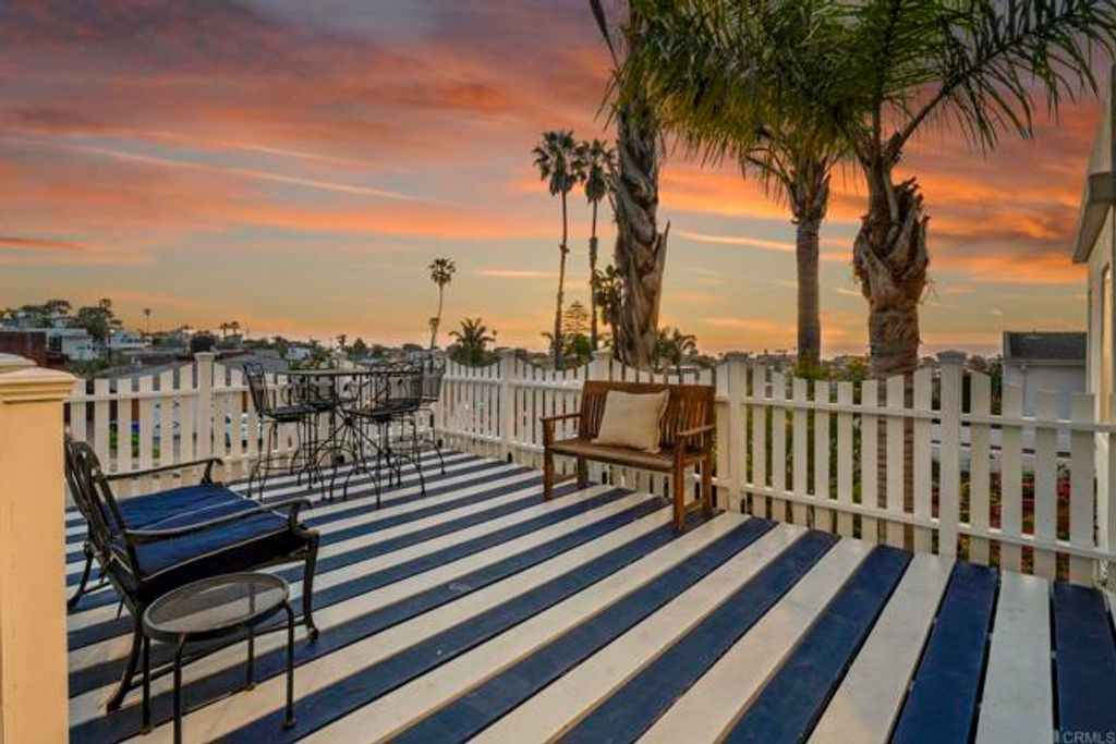 4620 Narragansett, San Diego, CA 92107