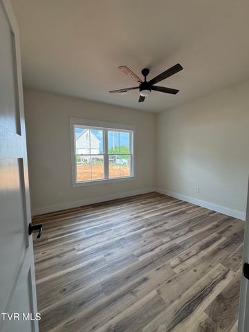 601 Sand Ridge Circle, Jonesborough, TN 37659