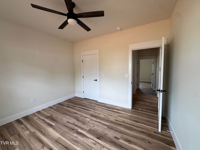 601 Sand Ridge Circle, Jonesborough, TN 37659
