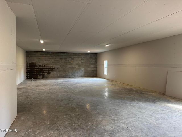 601 Sand Ridge Circle, Jonesborough, TN 37659
