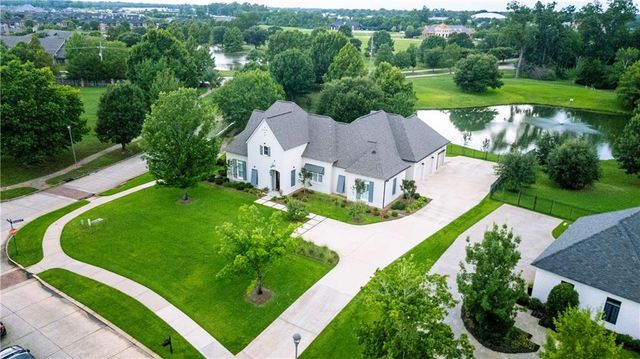 4728 COLLINSBURG Drive, Alexandria, LA 71303