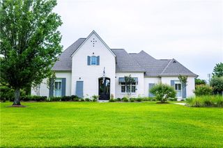 4728 COLLINSBURG Drive, Alexandria, LA 71303