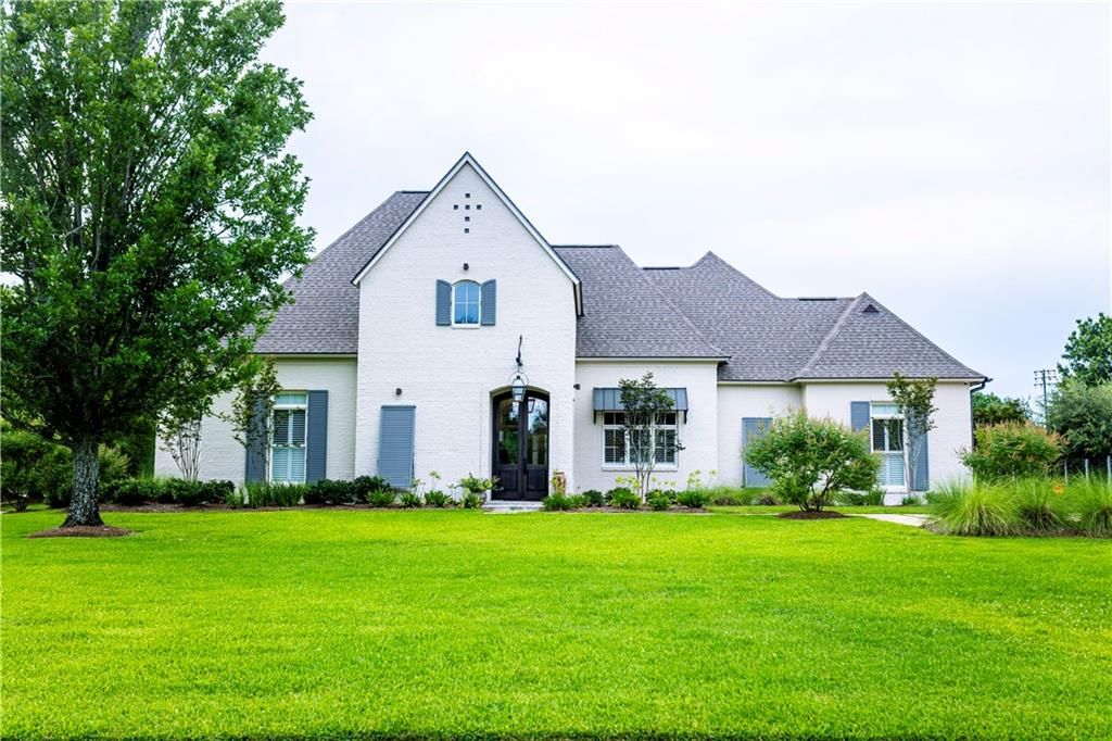 4728 COLLINSBURG Drive, Alexandria, LA 71303