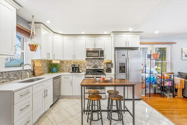 1108 45th Avenue NE, Columbia Heights, MN 55421