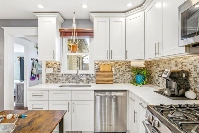 1108 45th Avenue NE, Columbia Heights, MN 55421