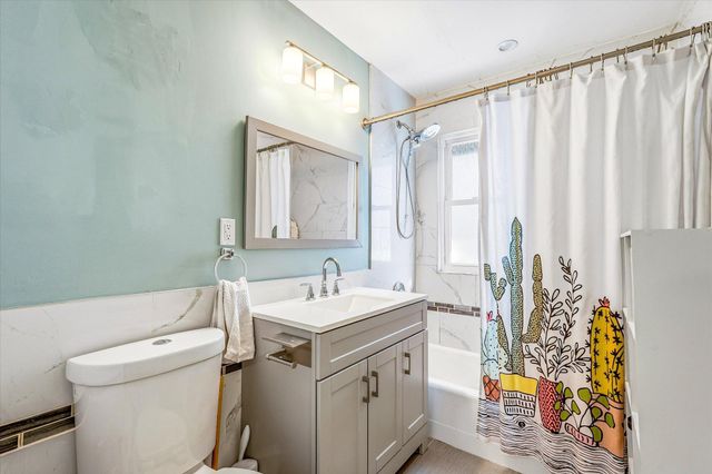 1108 45th Avenue NE, Columbia Heights, MN 55421