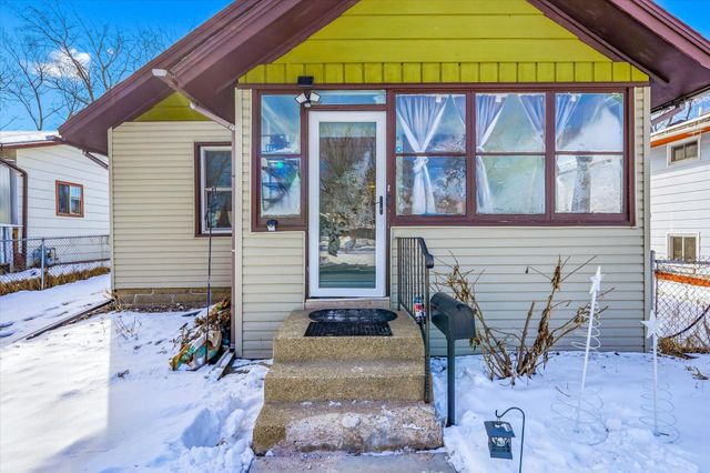 1108 45th Avenue NE, Columbia Heights, MN 55421