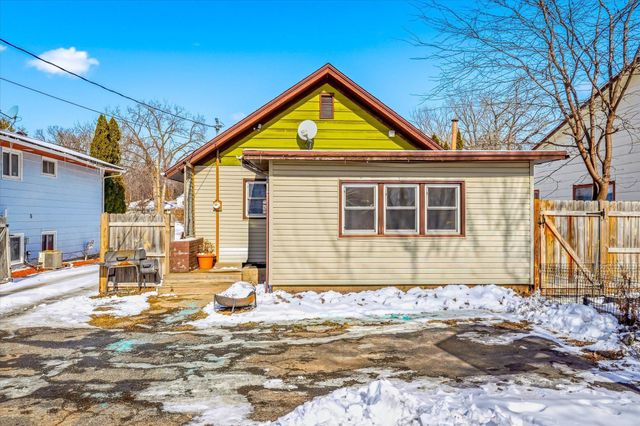 1108 45th Avenue NE, Columbia Heights, MN 55421