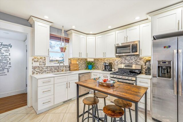 1108 45th Avenue NE, Columbia Heights, MN 55421