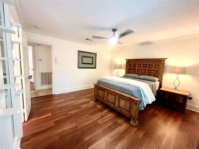 2109 N Red Cedar Circle, The Woodlands, TX 77380