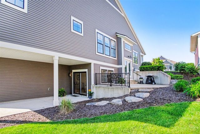 7864 Whistle Creek Court 15, Byron Center, MI 49315