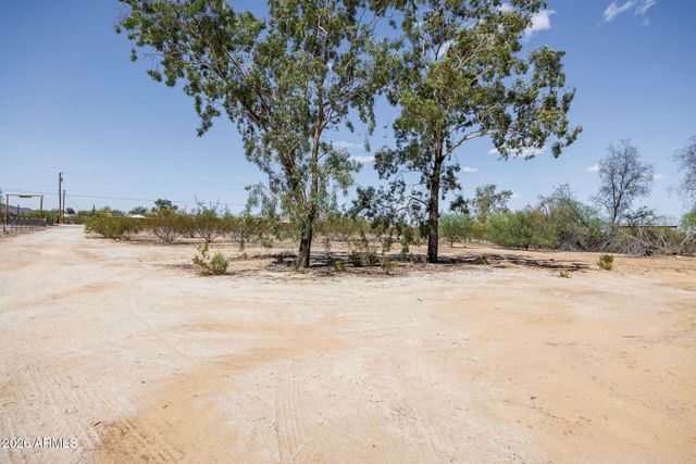 15761 W HOPI Drive, Casa Grande, AZ 85122